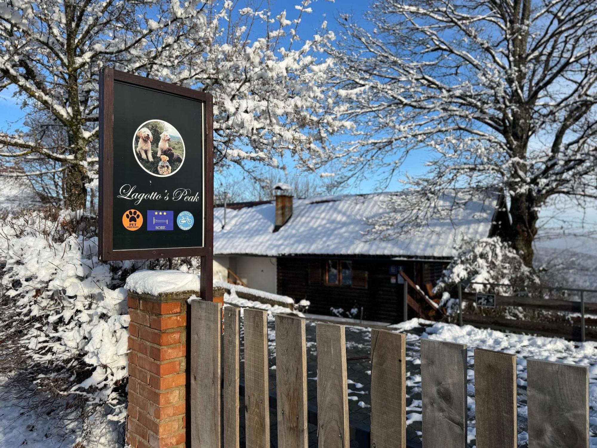 Guest House Lagotto'S Peak Radatovici Exterior photo