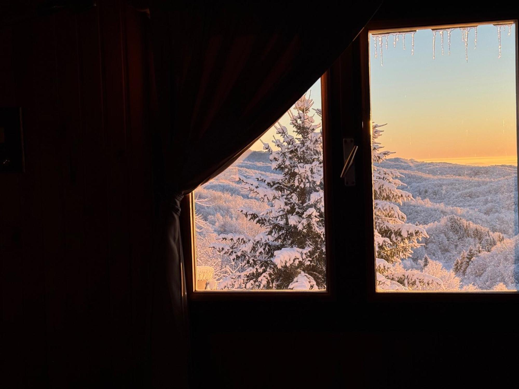 Guest House Lagotto'S Peak Radatovici Exterior photo